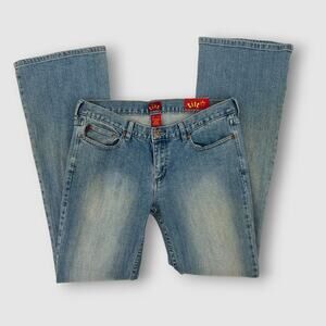 Y2K Vintage Tilt Flare Jeans Women’s Size 9 Bootcut Low Rise Denim Size 9 NWT